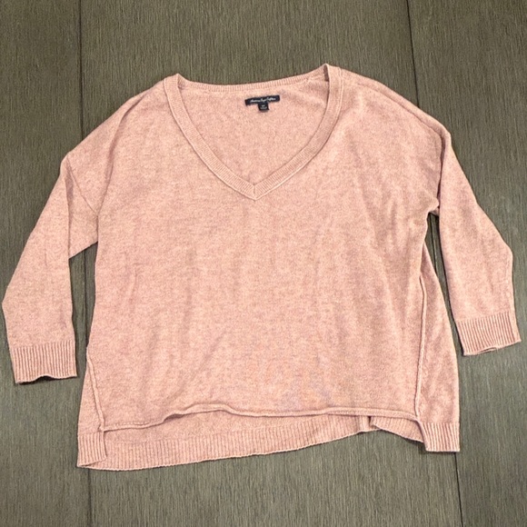 American Eagle Outfitters Sweaters - American Eagle Outfitters Pink Scoop V-Neck Sweater size S